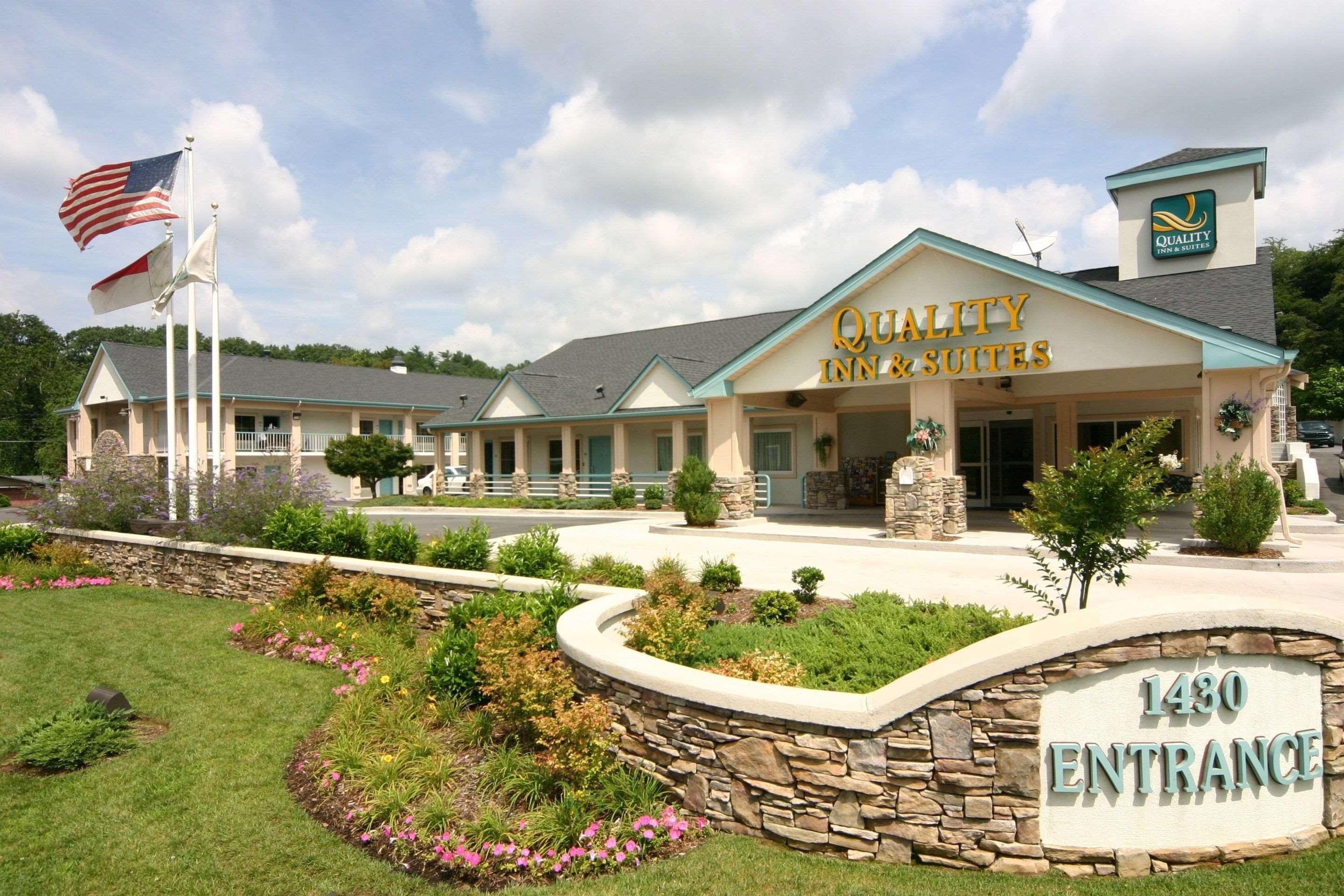 Quality Inn & Suites Biltmore East Άσβιλ Εξωτερικό φωτογραφία