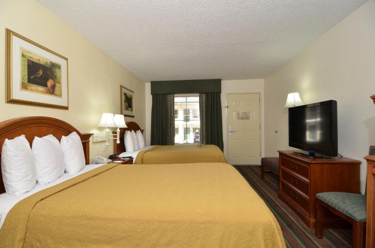 Quality Inn & Suites Biltmore East Άσβιλ Εξωτερικό φωτογραφία